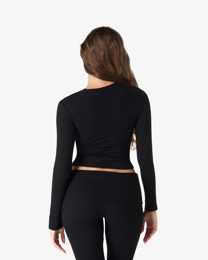 LONG SLEEVE T-SHIRT | Black