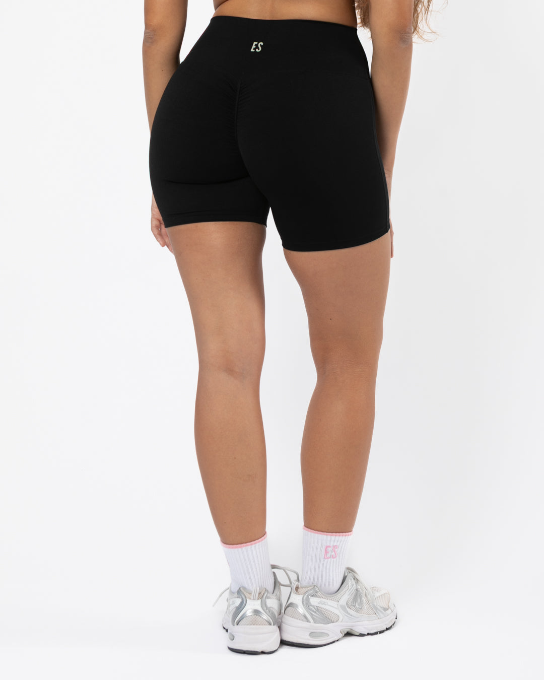 MID SHORTS